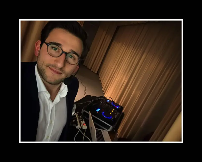 Tom Le Magicien - Olivier Dassault