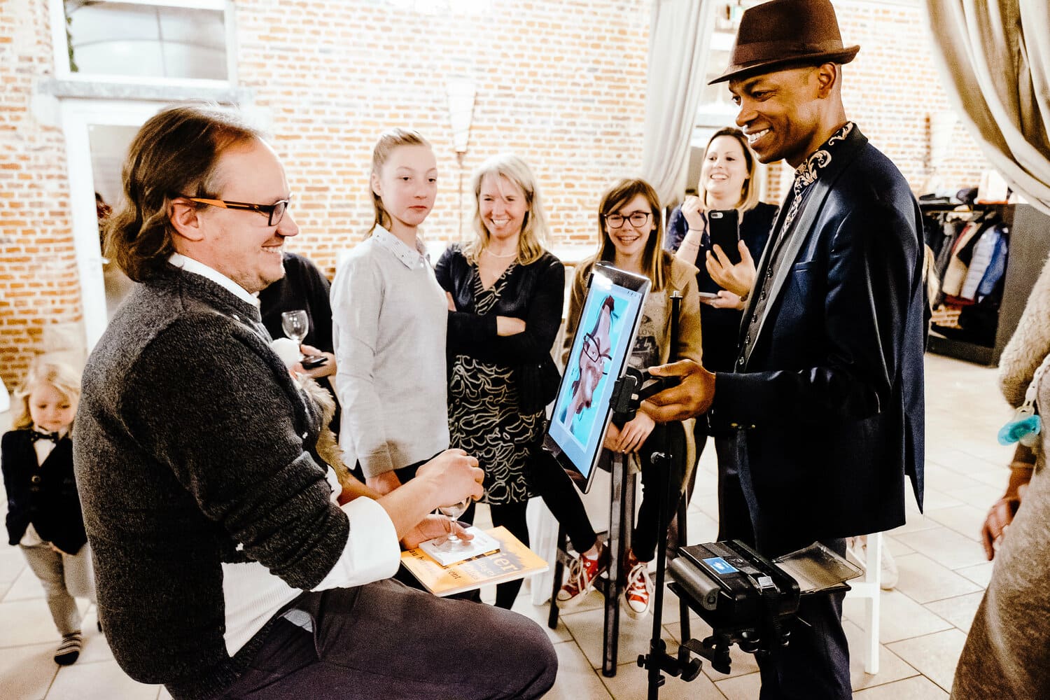 Magicien iPad et Caricaturiste iPad Lille