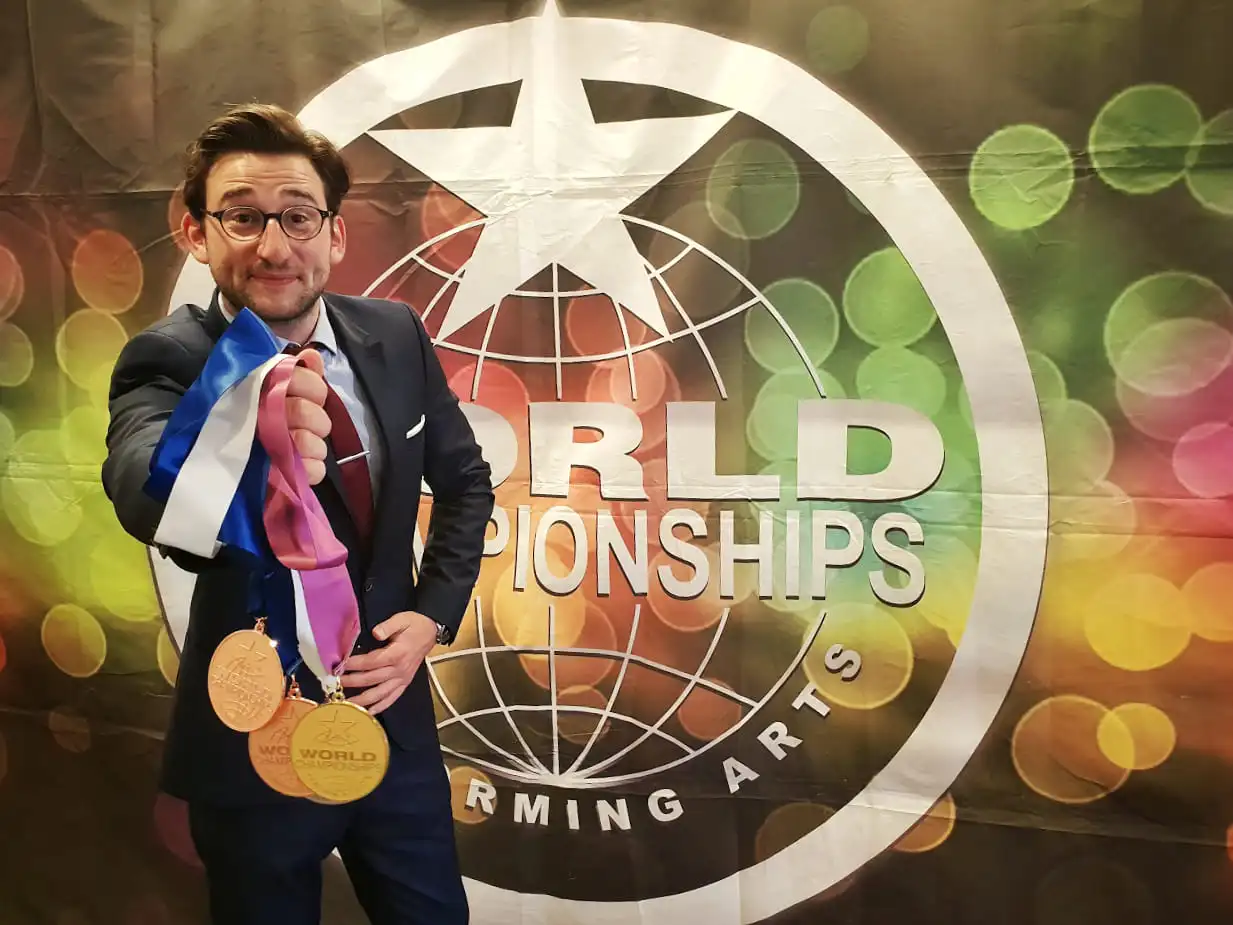 Tom Coss médaillé d'or aux World Championships of Performing Arts