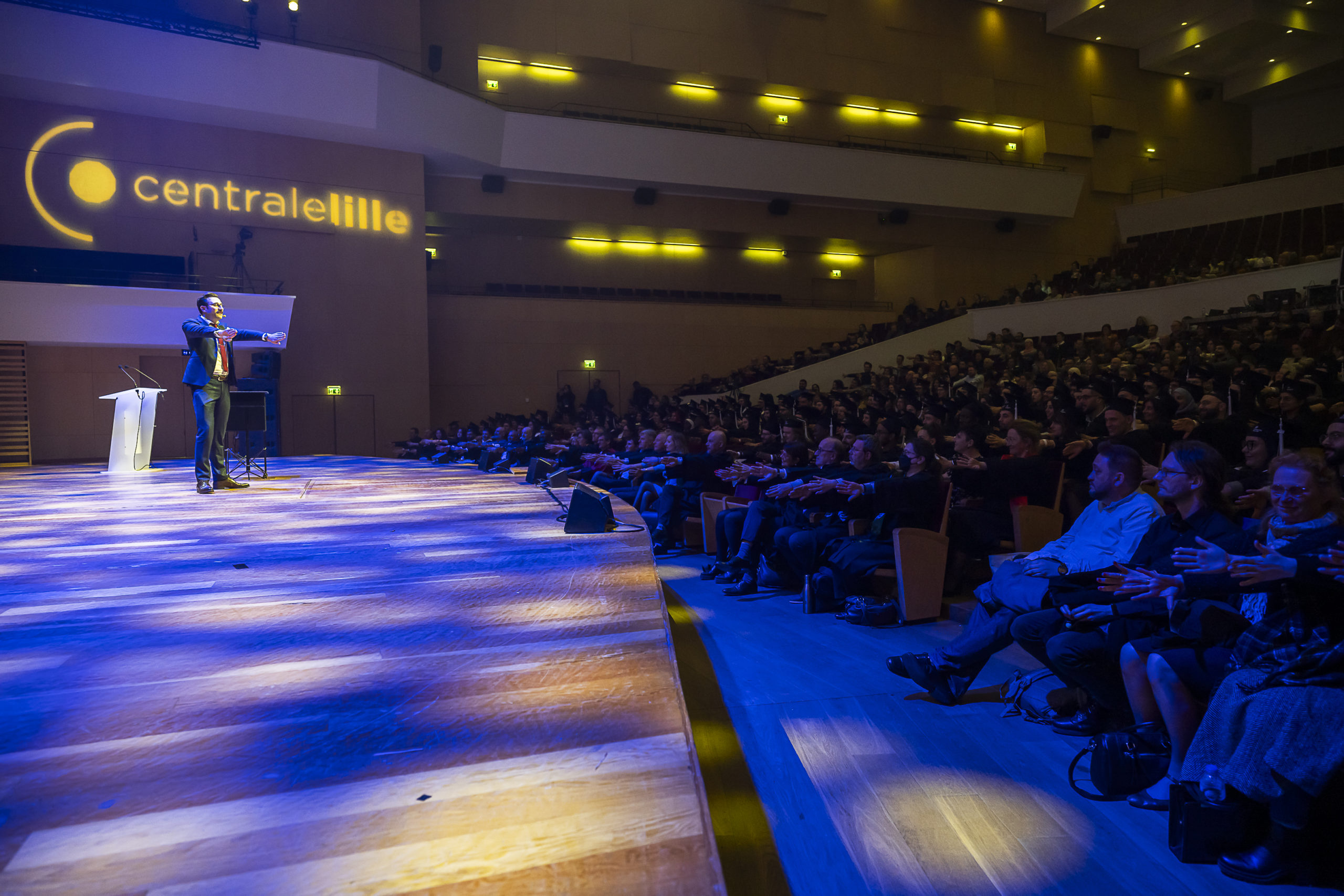 Tom Coss mentalisme pour un spectacle de mentalisme
